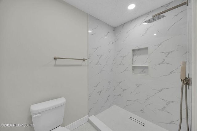 8423 CHASON Road E, Jacksonville, FL 32244