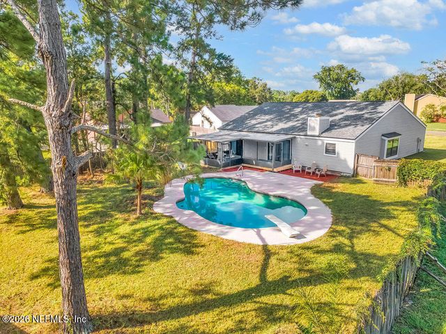 8423 CHASON Road E, Jacksonville, FL 32244