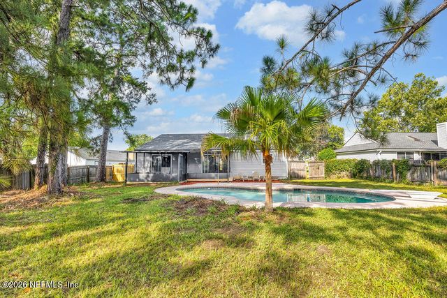 8423 CHASON Road E, Jacksonville, FL 32244