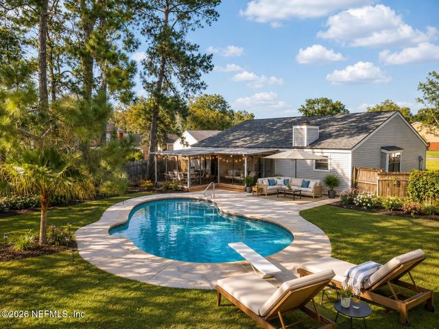8423 CHASON Road E, Jacksonville, FL 32244