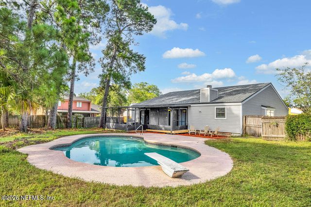 8423 CHASON Road E, Jacksonville, FL 32244