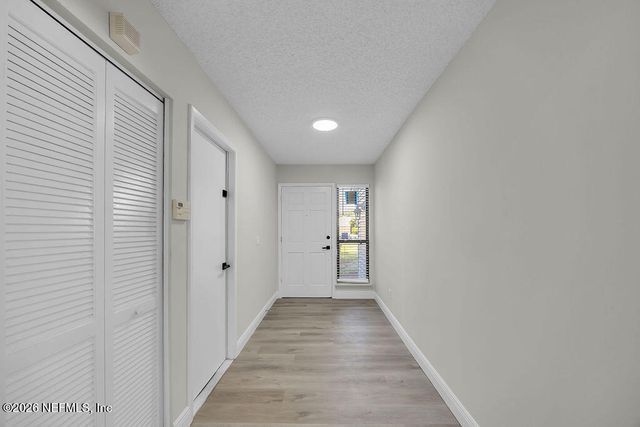 8423 CHASON Road E, Jacksonville, FL 32244