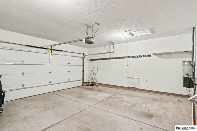 7451 S 28th Street, Lincoln, NE 68516