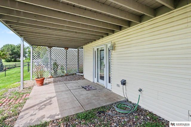 7451 S 28th Street, Lincoln, NE 68516