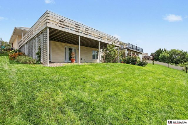 7451 S 28th Street, Lincoln, NE 68516