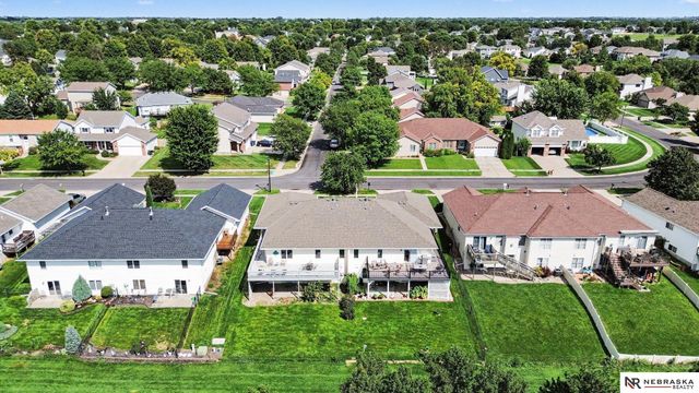 7451 S 28th Street, Lincoln, NE 68516