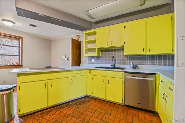 510 Grove Park Drive, Montgomery, AL 36109