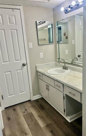 12660 Ashford Point Drive 608, Houston, TX 77082