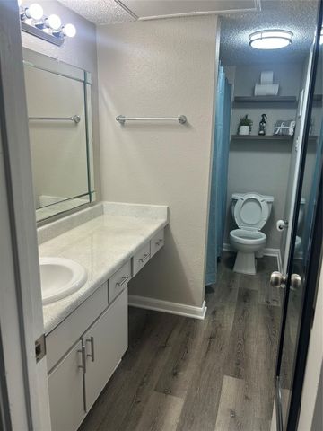 12660 Ashford Point Drive 608, Houston, TX 77082