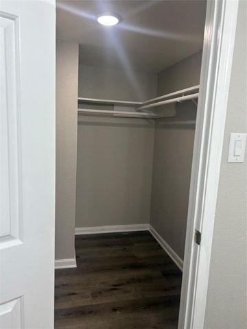 12660 Ashford Point Drive 608, Houston, TX 77082