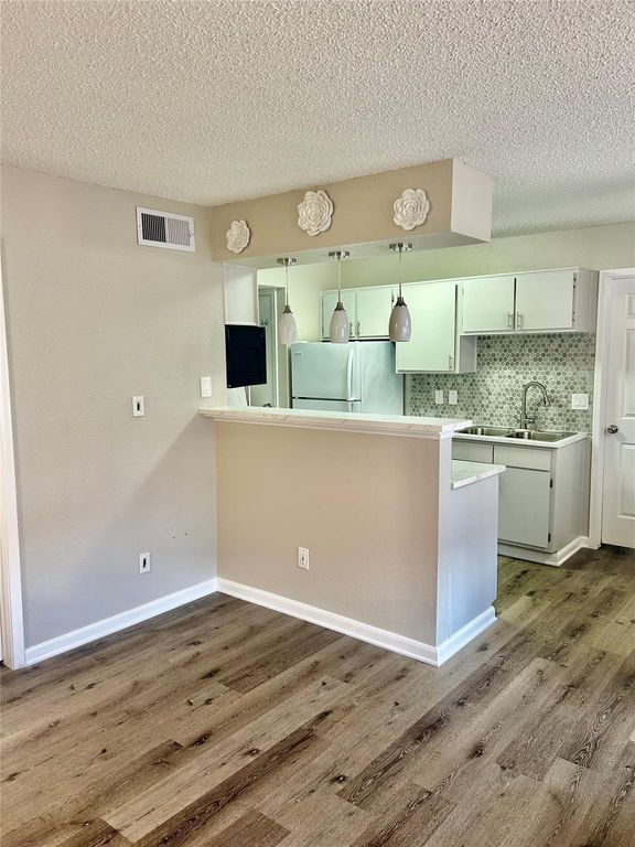 12660 Ashford Point Drive 608, Houston, TX 77082