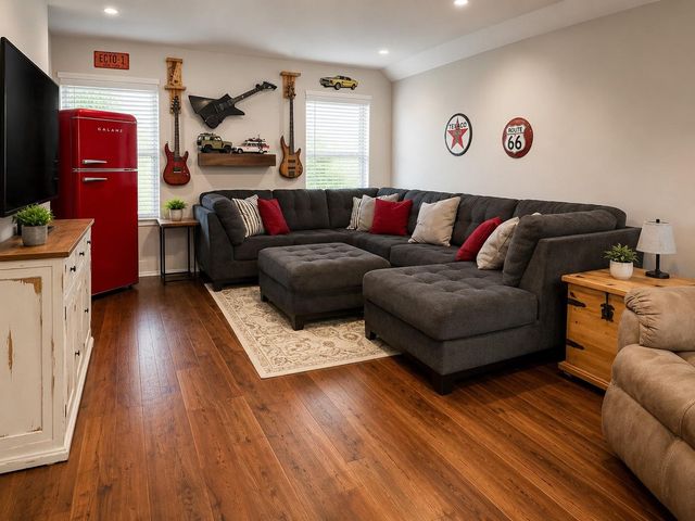 12001 New River Ct, Conroe, TX 77384