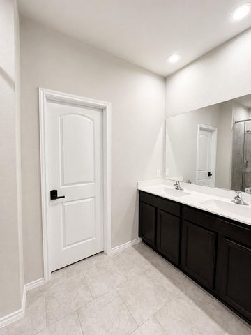 12001 New River Ct, Conroe, TX 77384