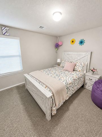 12001 New River Ct, Conroe, TX 77384