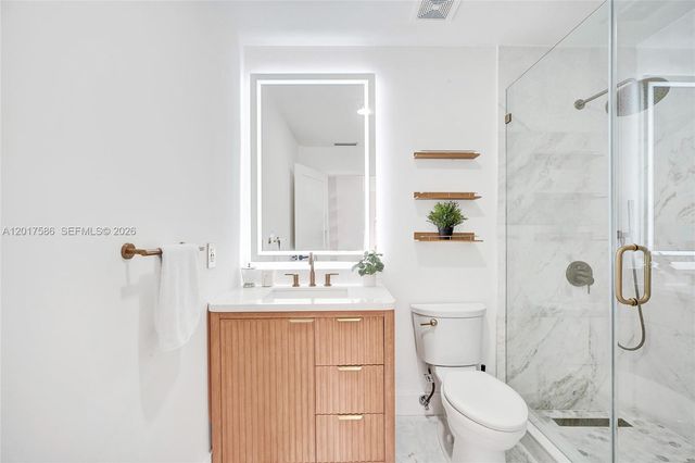 10340 NW 46th Ter, Doral, FL 33178