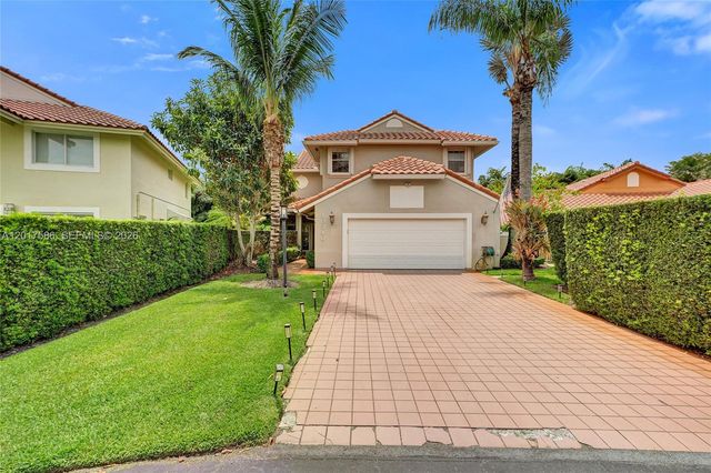 10340 NW 46th Ter, Doral, FL 33178