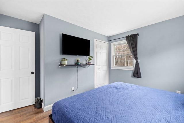 102 Brookside Rd, Rockland, MA 02370