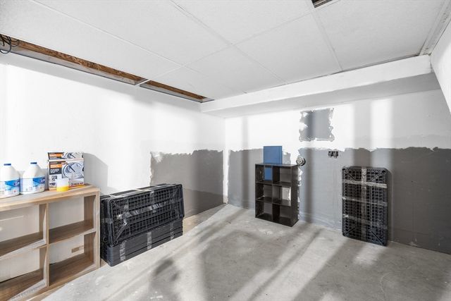 102 Brookside Rd, Rockland, MA 02370