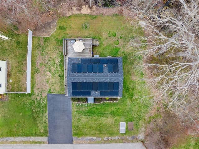 102 Brookside Rd, Rockland, MA 02370