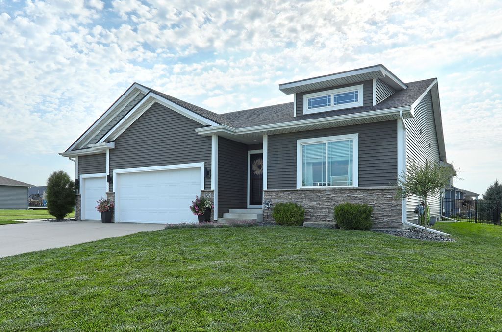 1202 NW Orchard Drive, Ankeny, IA 50023