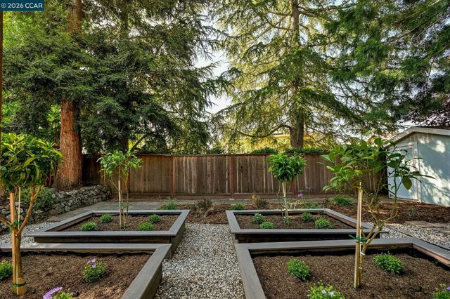 211 Monte Carlo Way, Danville, CA 94506