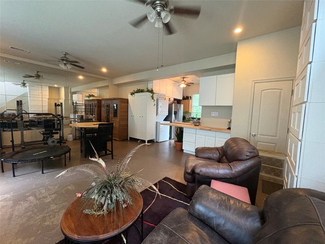 6529 Asher Road, Alvarado, TX 76009