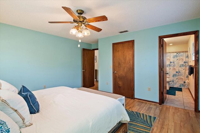 5501 3RD AVENUE PLAZA W, Bradenton, FL 34209