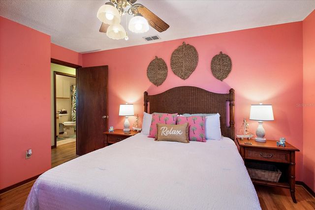 5501 3RD AVENUE PLAZA W, Bradenton, FL 34209