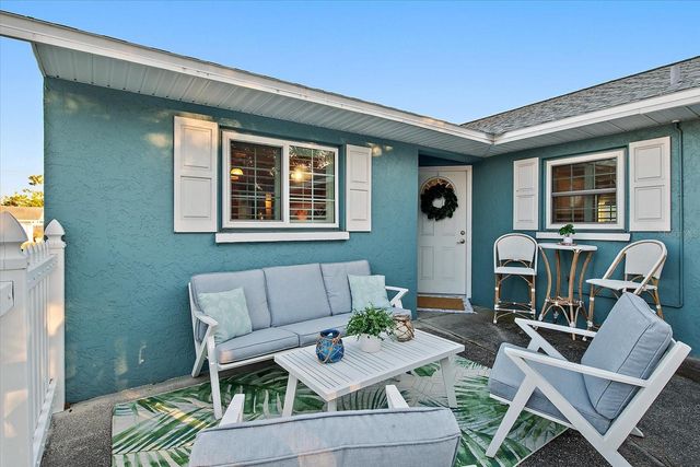 5501 3RD AVENUE PLAZA W, Bradenton, FL 34209