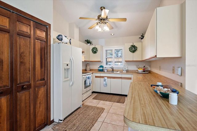 5501 3RD AVENUE PLAZA W, Bradenton, FL 34209