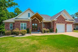 830 Grand Teton Drive, Benton, AR 72019