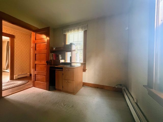 32 Hartness Avenue, Springfield, VT 05156