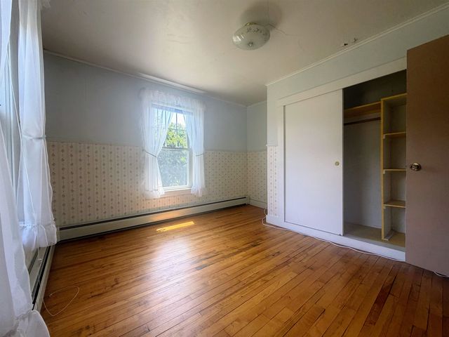 32 Hartness Avenue, Springfield, VT 05156