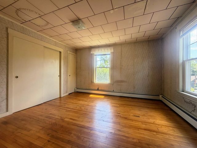 32 Hartness Avenue, Springfield, VT 05156