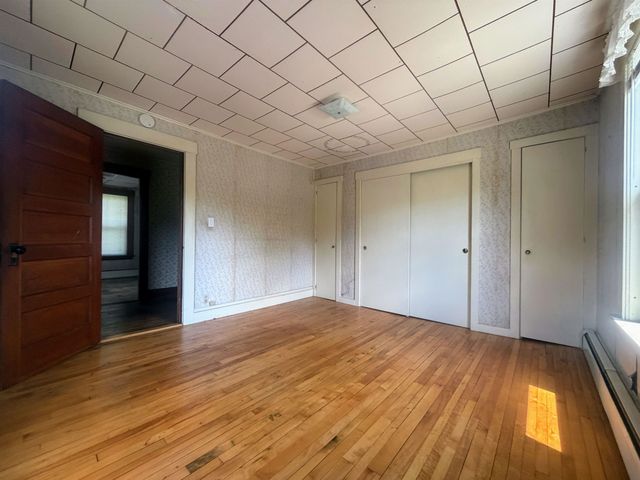 32 Hartness Avenue, Springfield, VT 05156