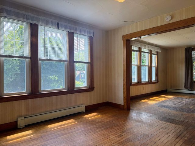 32 Hartness Avenue, Springfield, VT 05156