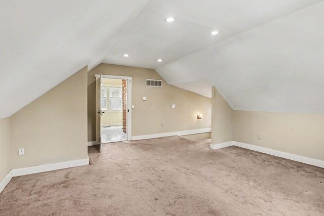 1639 E Granville Street, Columbus, OH 43203