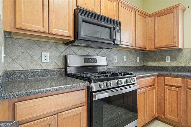 1963 Lakeshore Overlook Circle NW, Kennesaw, GA 30152