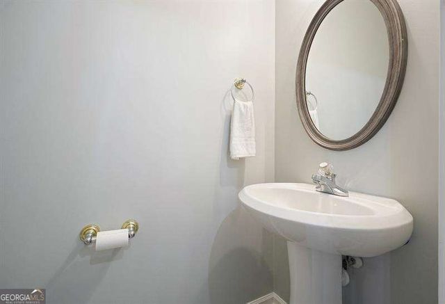 1963 Lakeshore Overlook Circle NW, Kennesaw, GA 30152