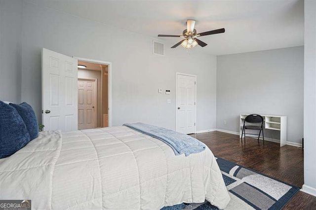 1963 Lakeshore Overlook Circle NW, Kennesaw, GA 30152