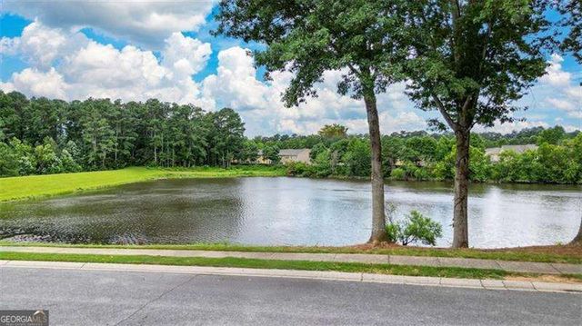 1963 Lakeshore Overlook Circle NW, Kennesaw, GA 30152