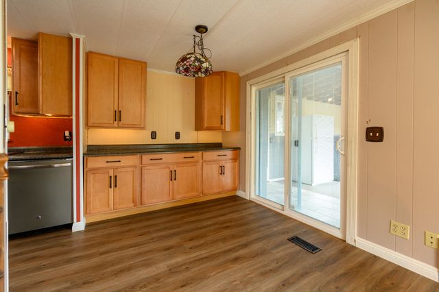880 Union Hill Road, Douglas City, CA 96024