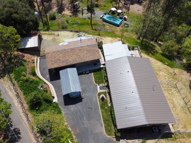 880 Union Hill Road, Douglas City, CA 96024