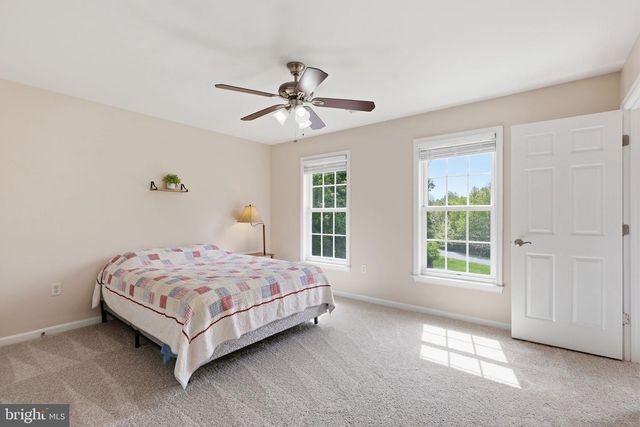10 QUARTER HORSE CT, Stafford, VA 22556