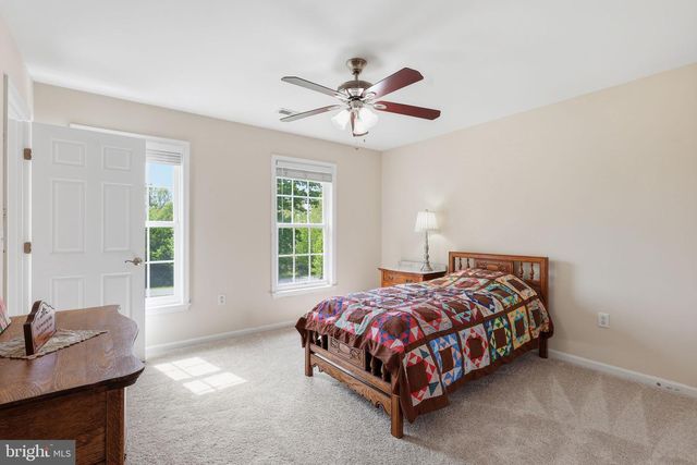 10 QUARTER HORSE CT, Stafford, VA 22556