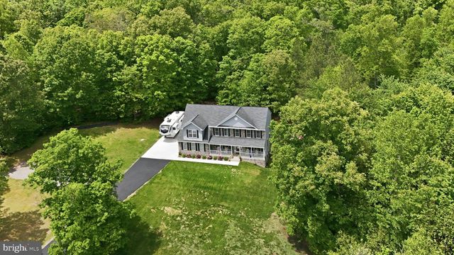 10 QUARTER HORSE CT, Stafford, VA 22556