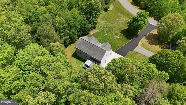 10 QUARTER HORSE CT, Stafford, VA 22556