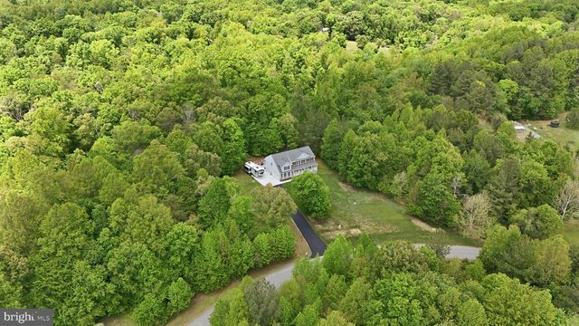10 QUARTER HORSE CT, Stafford, VA 22556