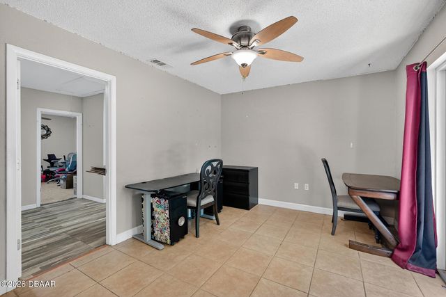 262 Clara Vista Street, Debary, FL 32713