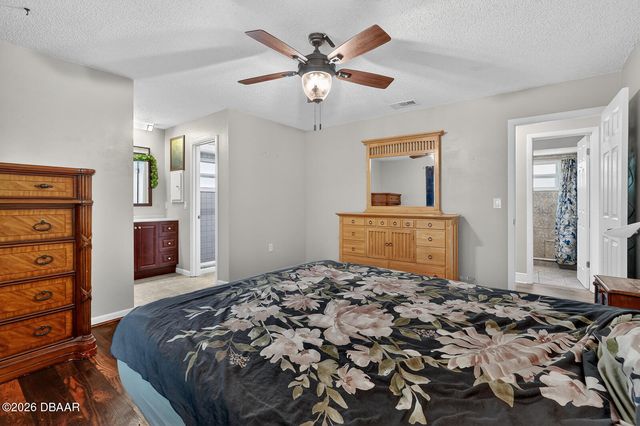 262 Clara Vista Street, Debary, FL 32713